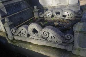 Note the wreaths at the centre of the scrolling - stylised laurel wreaths. copyright Carole Tyrrell